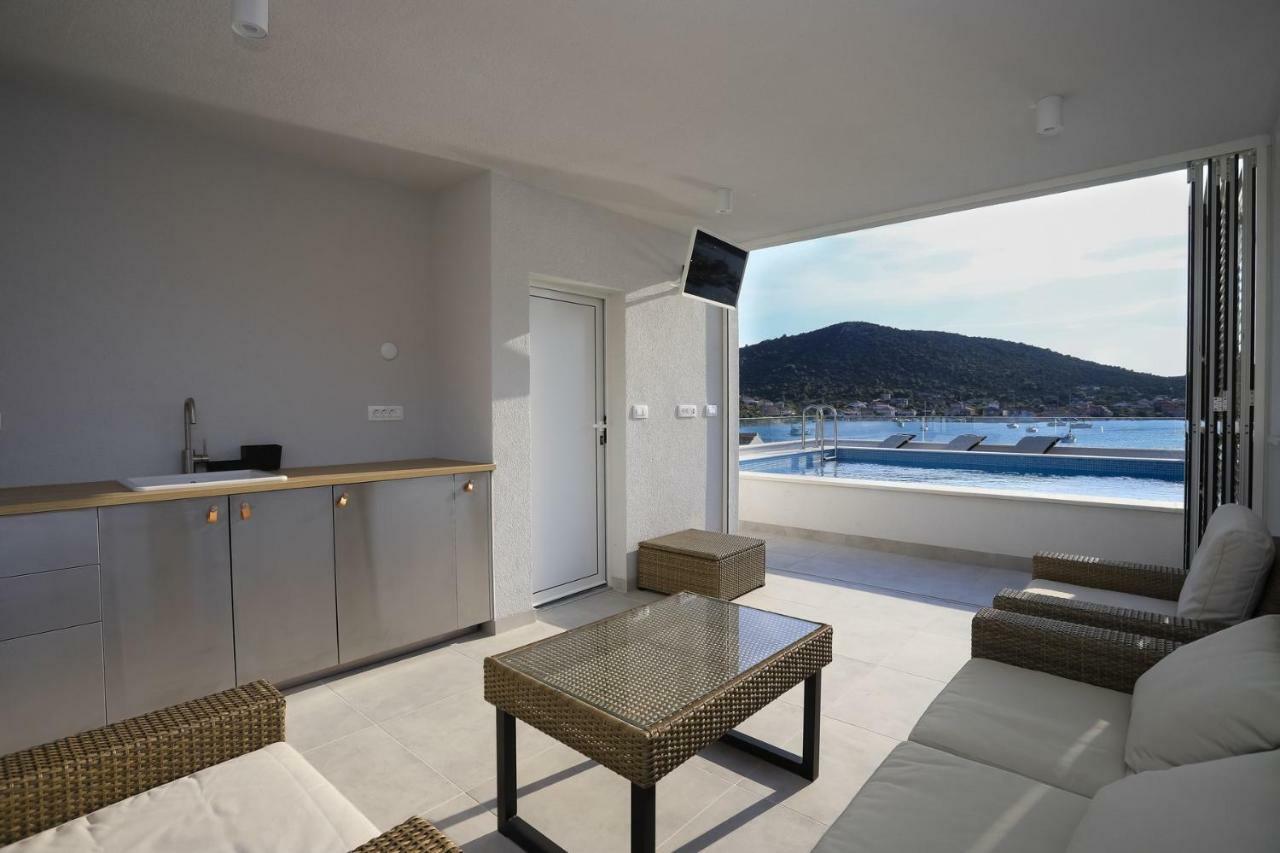 Villa Adastra Vinišće Extérieur photo