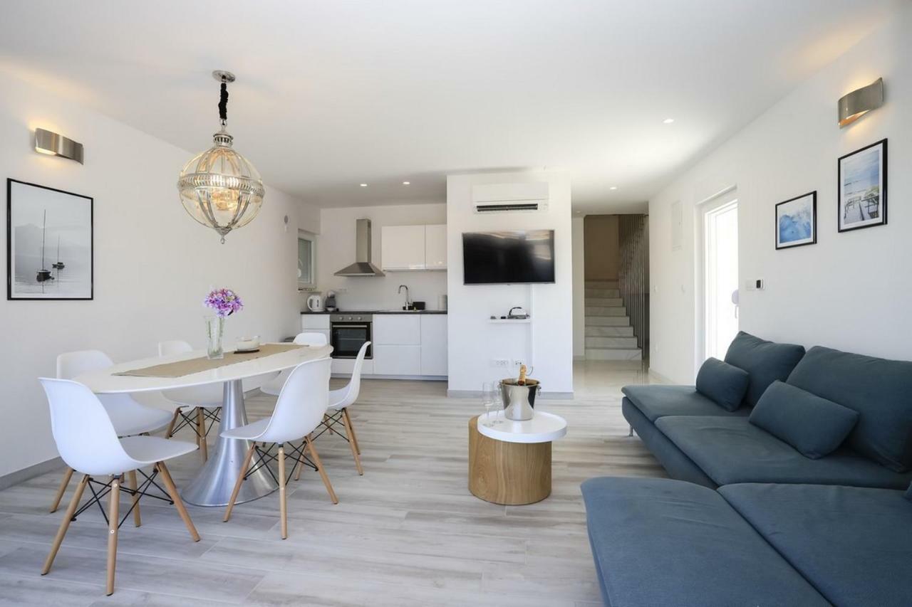 Villa Adastra Vinišće Extérieur photo