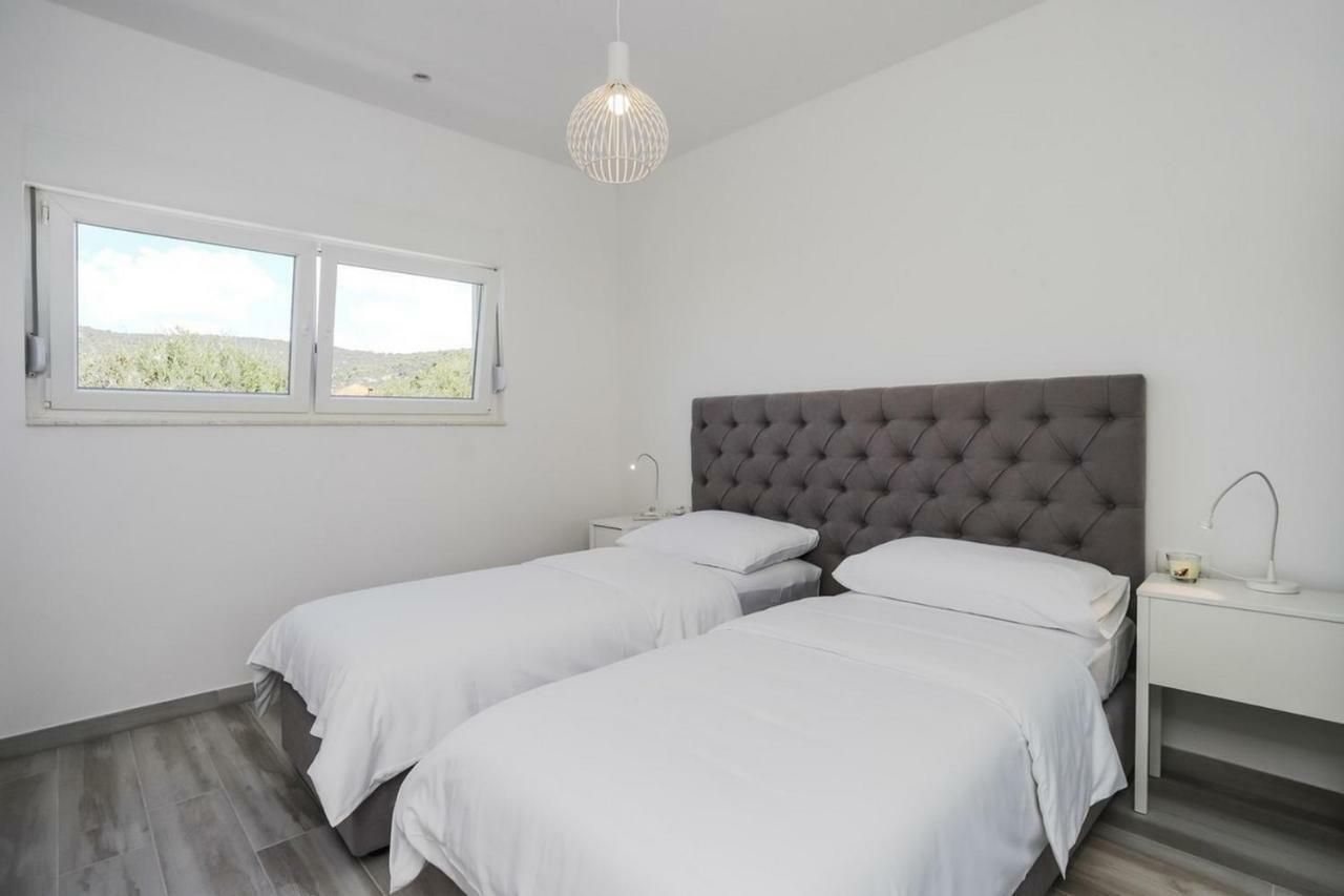 Villa Adastra Vinišće Extérieur photo