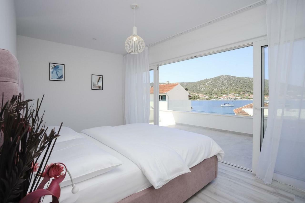 Villa Adastra Vinišće Extérieur photo